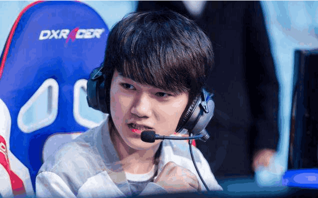 LGD发布Jinjiao离队纪念视频：祝jinjiao满怀热情奔向未来