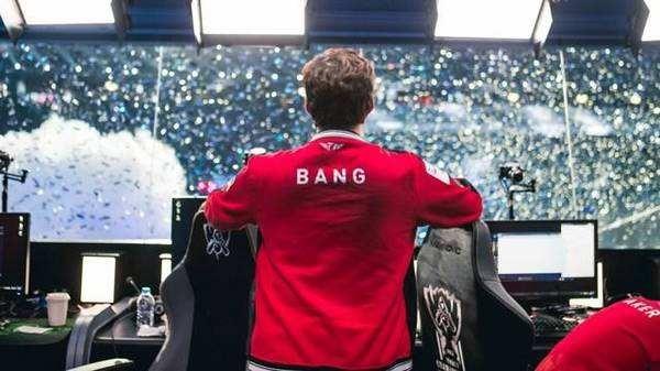 PSG官宣新赛季大名单：上单Hanabi与Azhi轮换